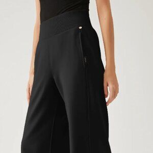 Supesu Wideleg Cubby Sweatpants - Black, Size 4